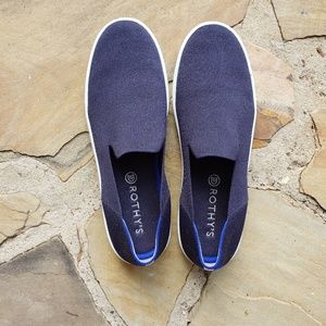 Roth's Navy Sneakers Size 12